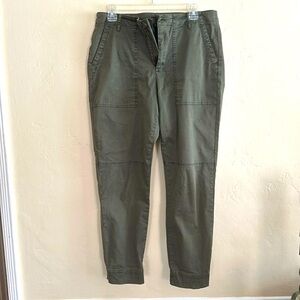Like new, long olive green pants …1 Slate brand size 8